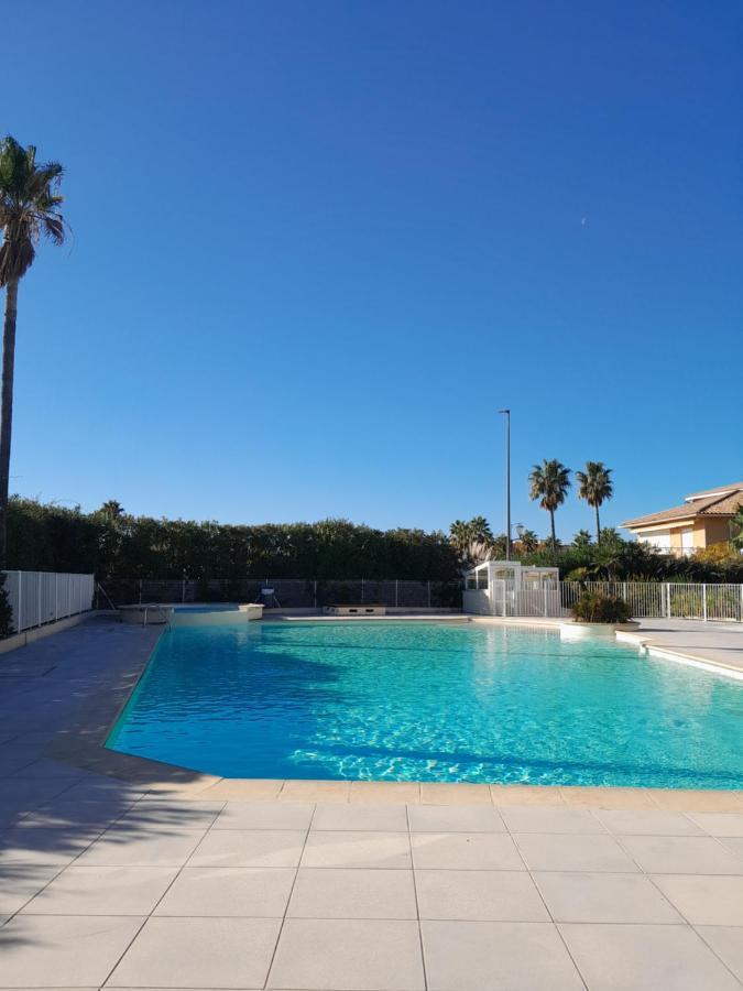 Апартаменты Port Frejus Thalasso Base Nature Экстерьер фото